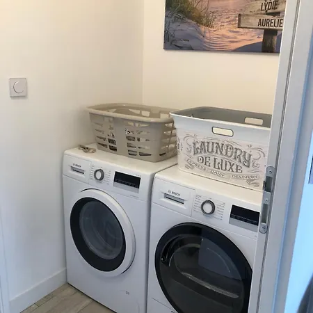 La Rose Tremiere ヴィラ