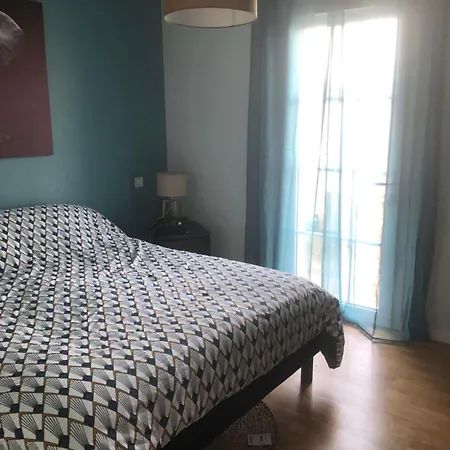 La Rose Tremiere * サン・ピエール・ドレロン